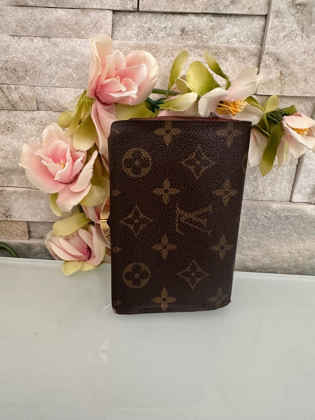 Louis Vuitton Portemonnaies: Louis Vuitton Compact Wallet - Nr. 1040 – D'occasion à Hittnau par LuxAndMore 1