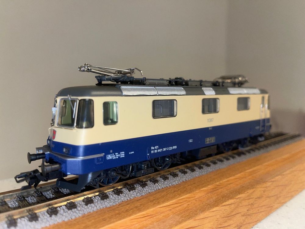 Märklin Re 421 