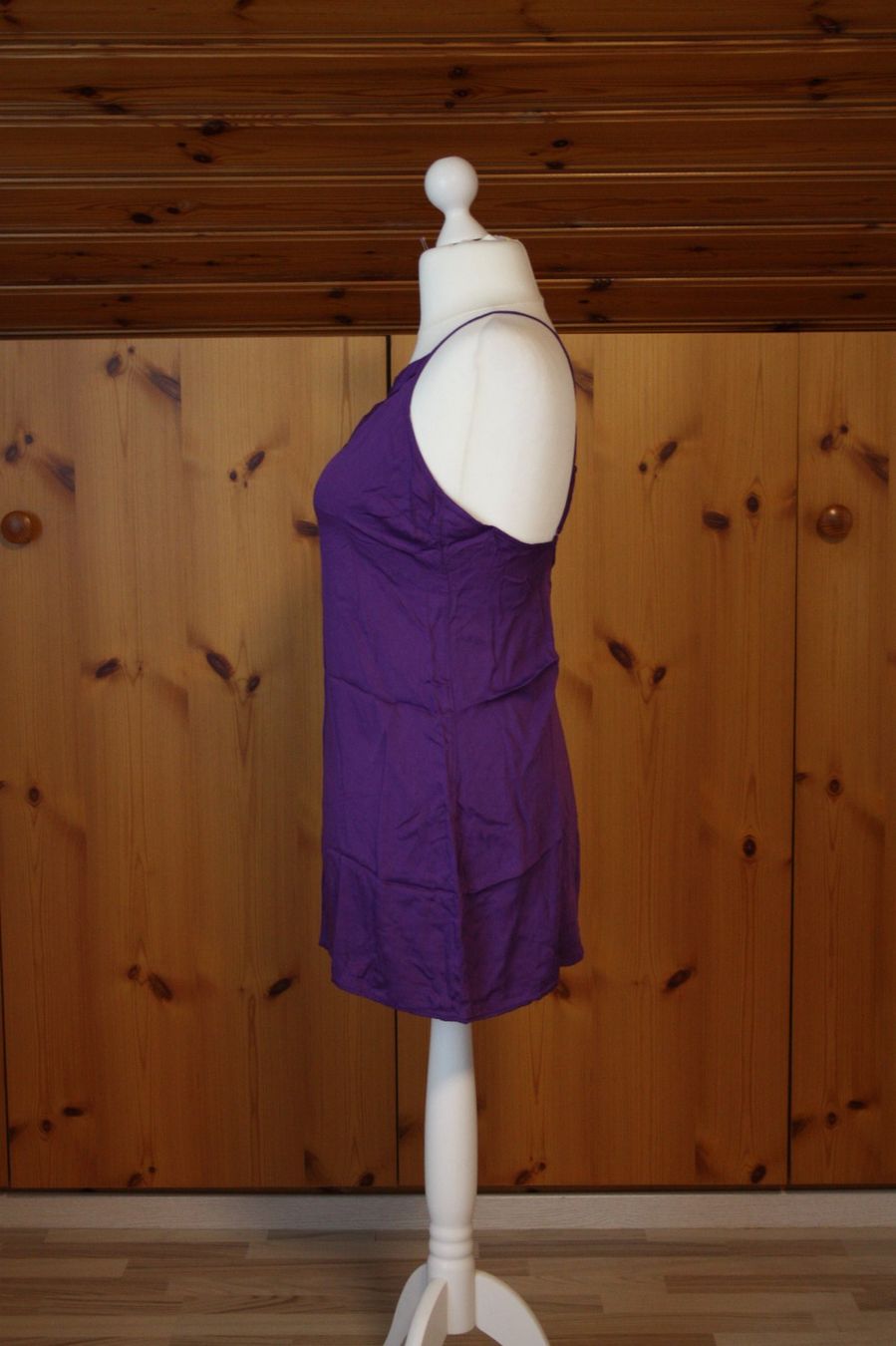 Vestiti: Sommer - Mini - Kleid violett Gr. L – Usato da Flüelen venduto da Diversicum-Textil 2