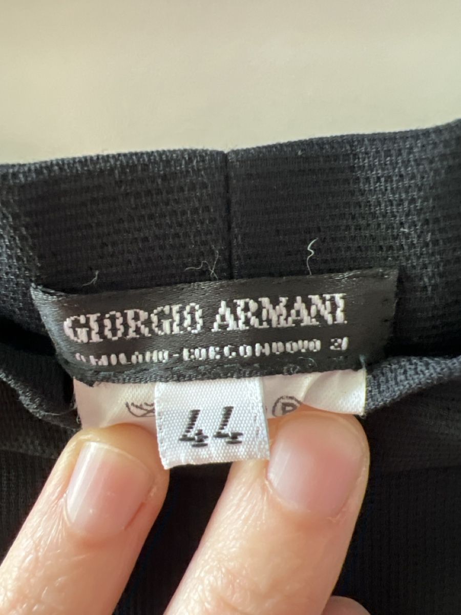 Armani Pantaloni: Giorgio Armani Hose schwarz – Usato da Zollikon venduto da adr_c6zs 1