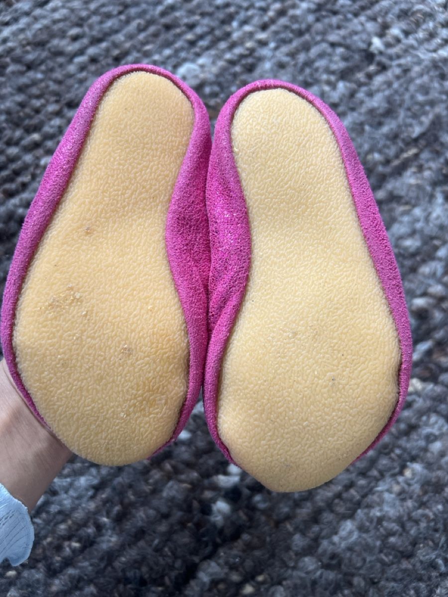 Scarpe per ragazze: Kinder Turntäppeli Gr ca. 27-28 – Usato da Winterthur venduto da LeonoraCor 1