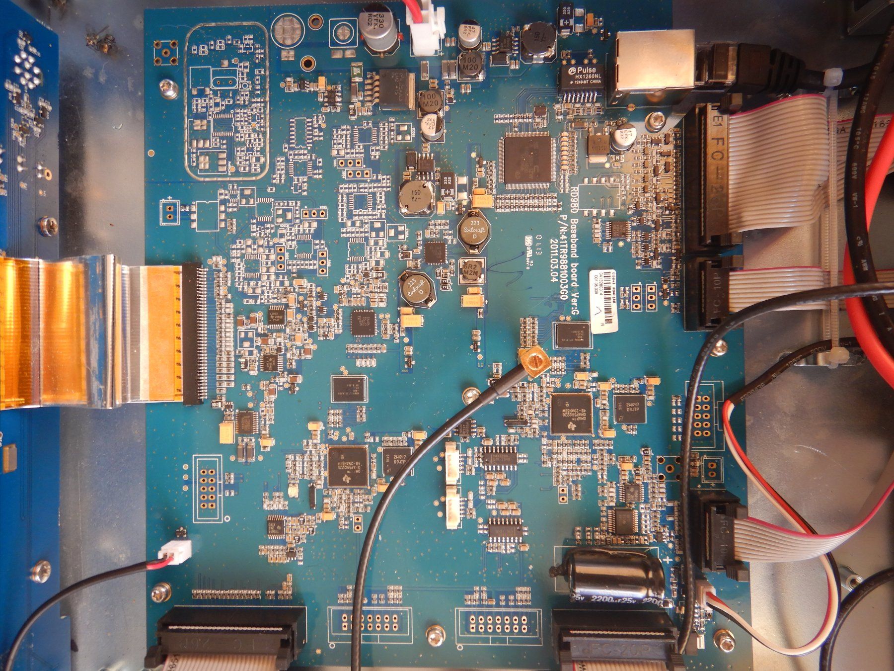 Hytera Funktechnik: Hytera DMR-Relais RD985U - defekt – Defekt aus Cham von Qrl 7
