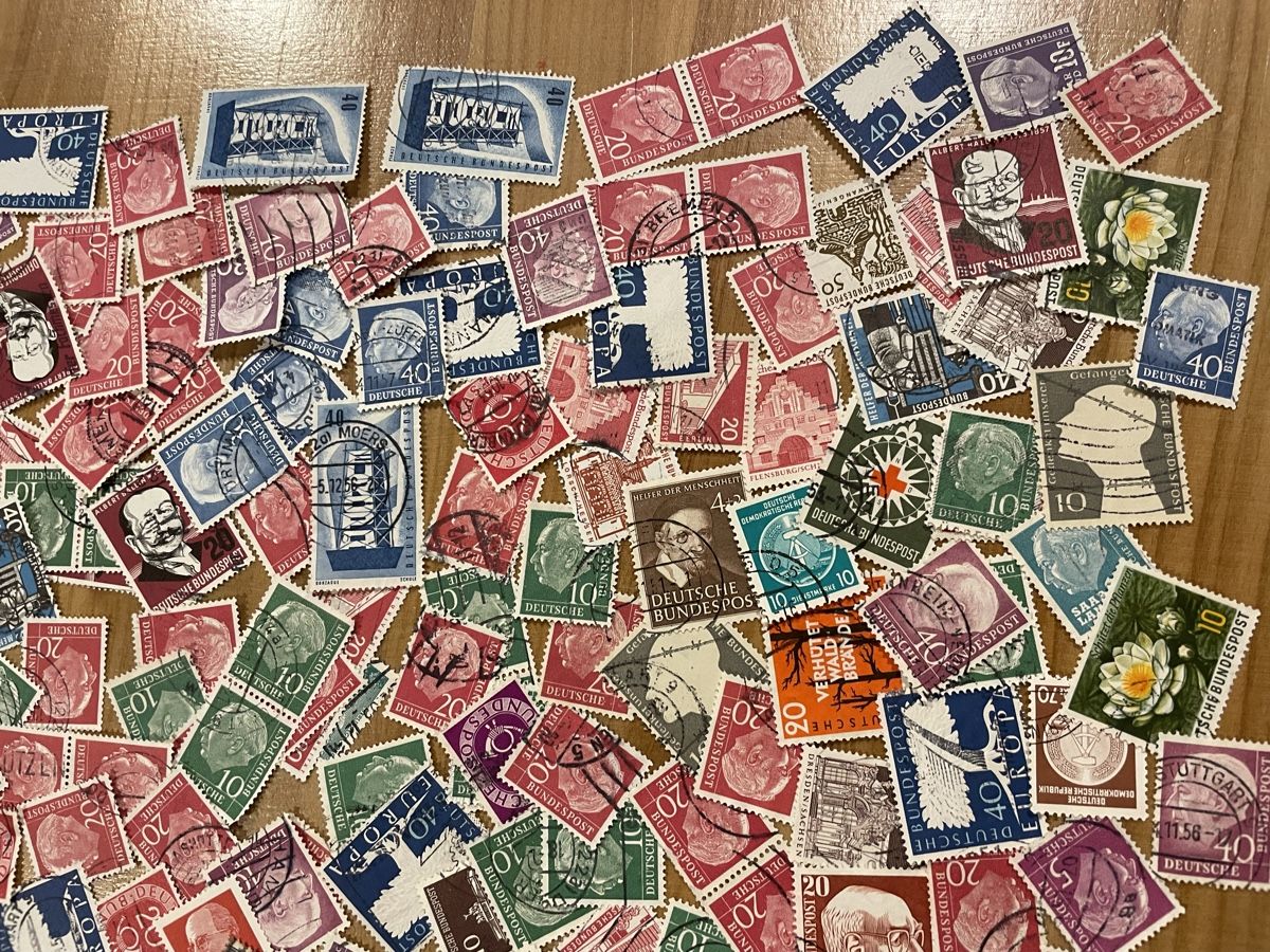 Tutti i francobolli: Briefmarken von Deutschland – Usato da Rümlang venduto da euqinom16 2