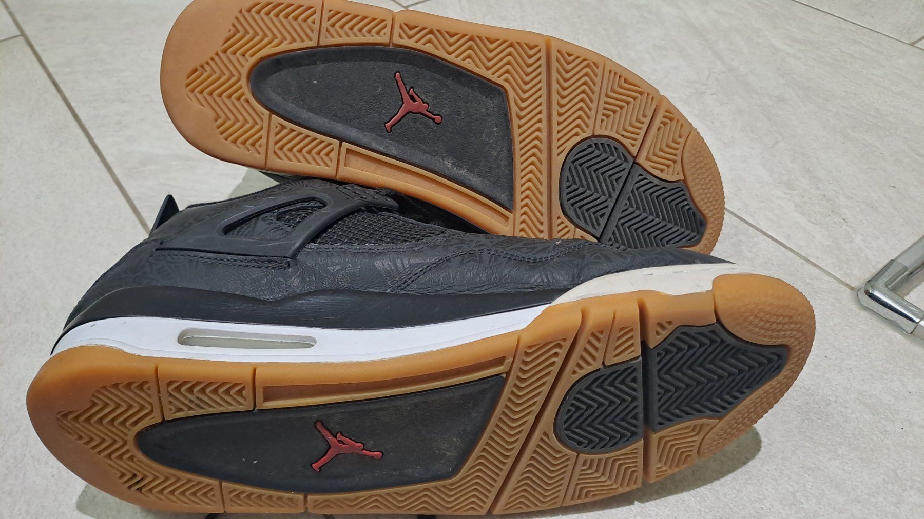 Jordan Scarpe da uomo: jordan 4 retro – Usato da Emmenbrücke venduto da jkuster 5