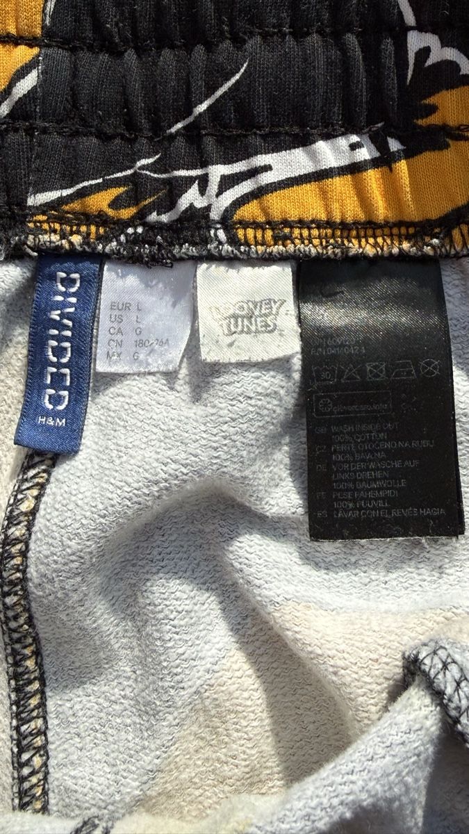 H&M Pantaloni: Trainerhose Grösse L Looney Tunes – Usato da Dettighofen (Lengwil) venduto da Dolol 2