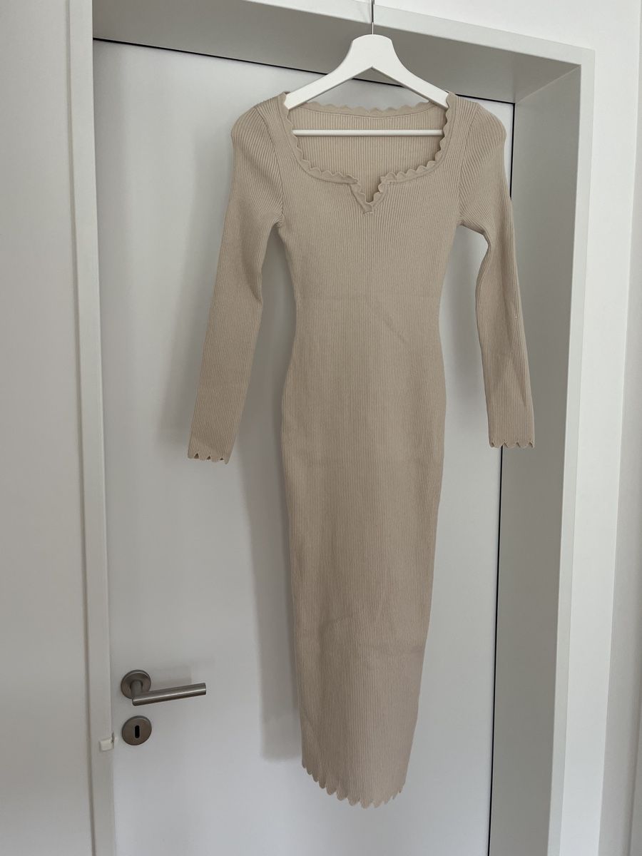 Kleider: Strickkleid – Neu (gemäss Beschreibung) aus Kriens von g_b_mk7j