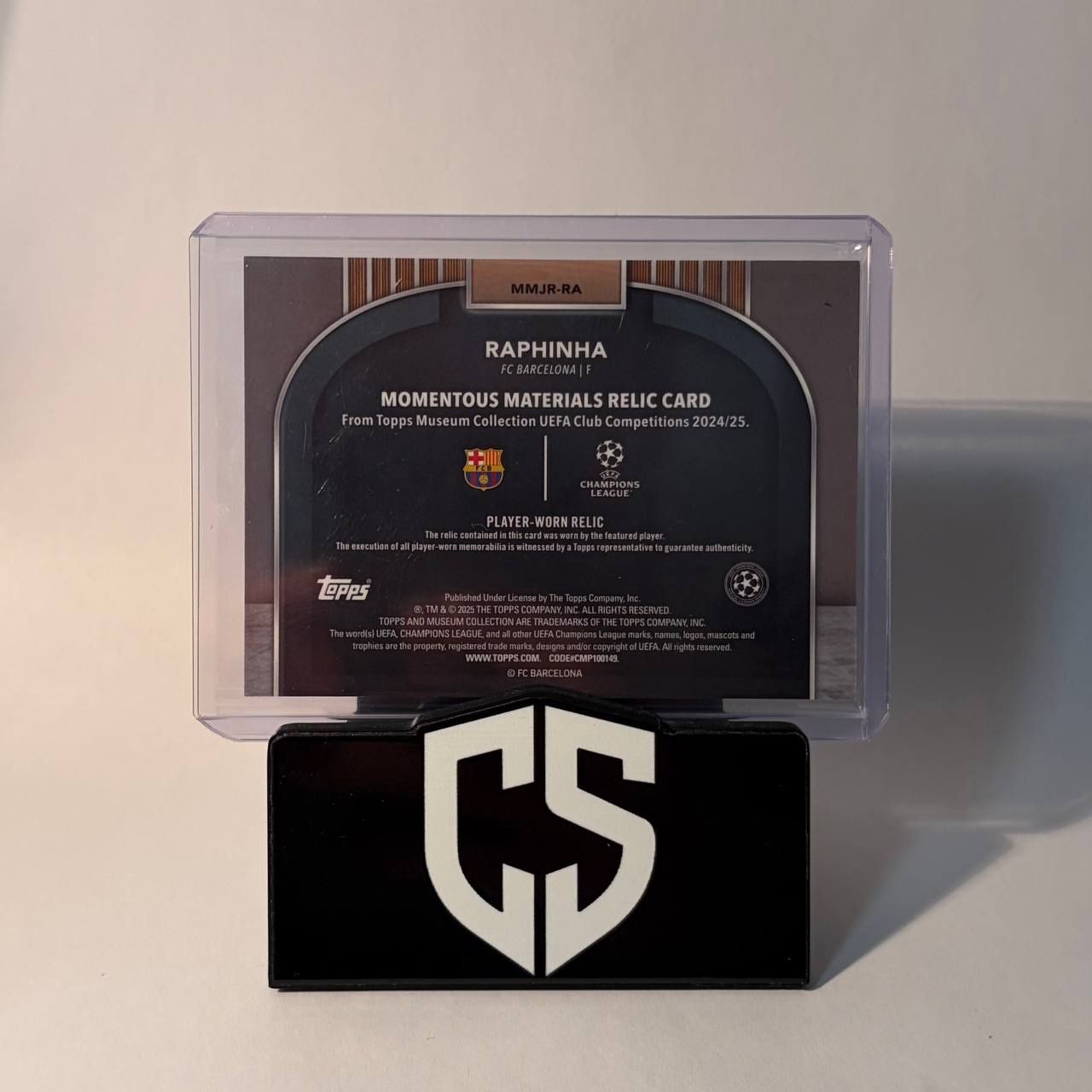 Topps Sammelbilder & Trading cards: 2024-25 Topps Museum RAPHINHA Black 10/10 Player-Worn Patch – Gebraucht aus Oftringen von collectsupply 1
