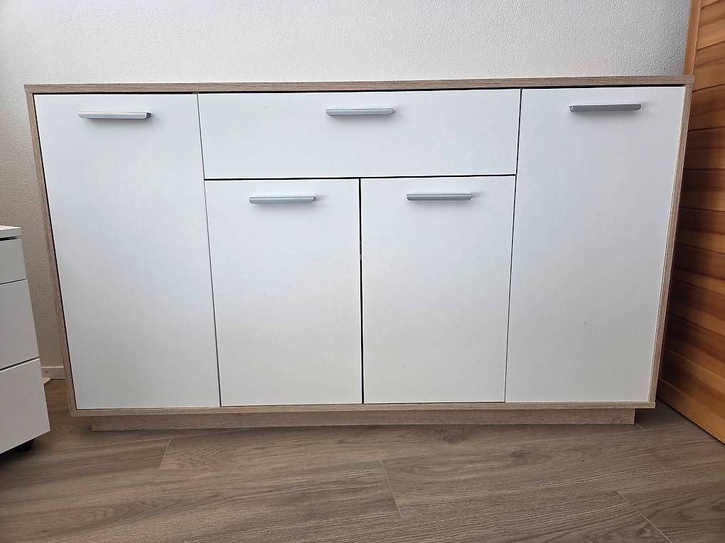 Cassettiere: Modernes Sideboard / Kommode - weiss & Holzoptik (149 cm) – Usato da Unterägeri venduto da Baracuda06