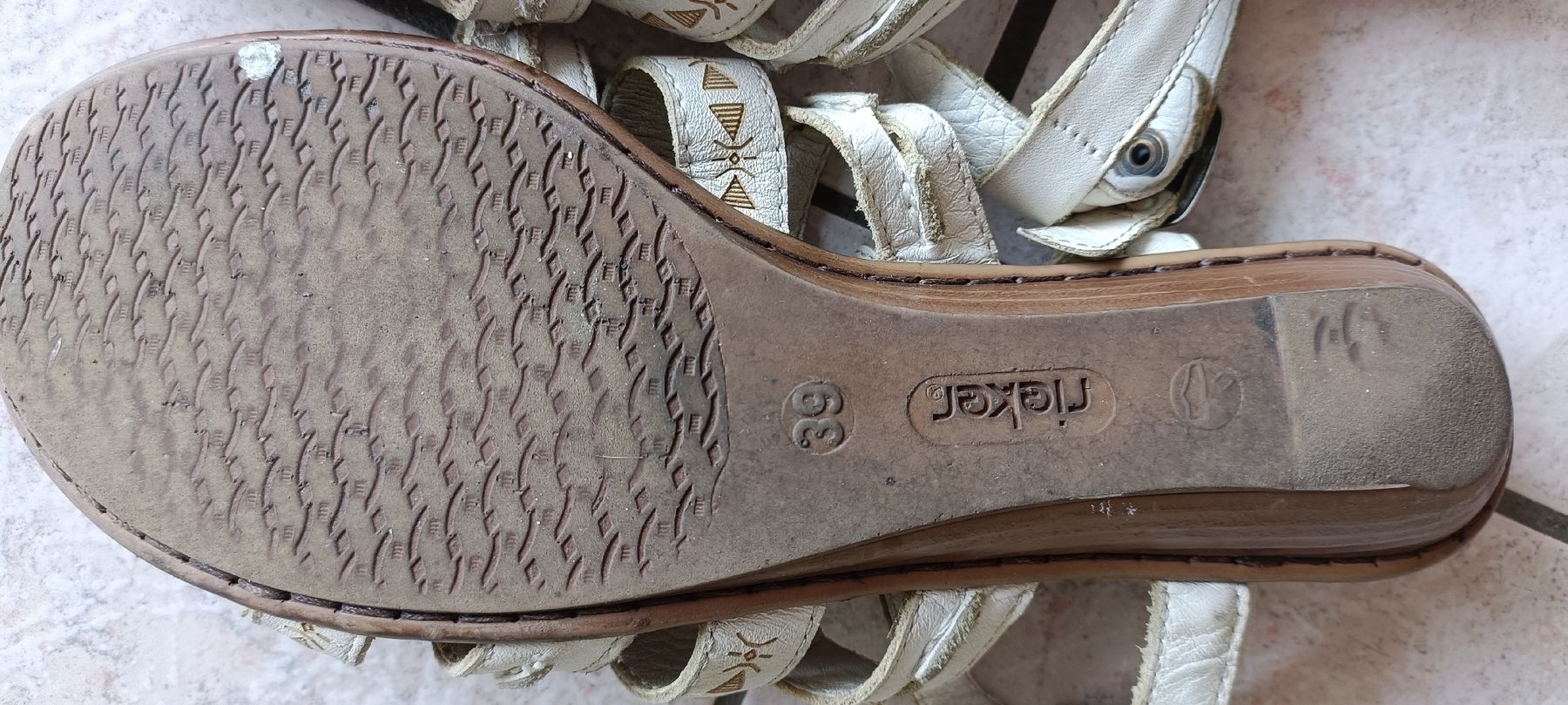 Rieker Scarpe da donna: Rieker Leder Sandale Gr 39 – Usato da Porza venduto da PomiSmurf 2
