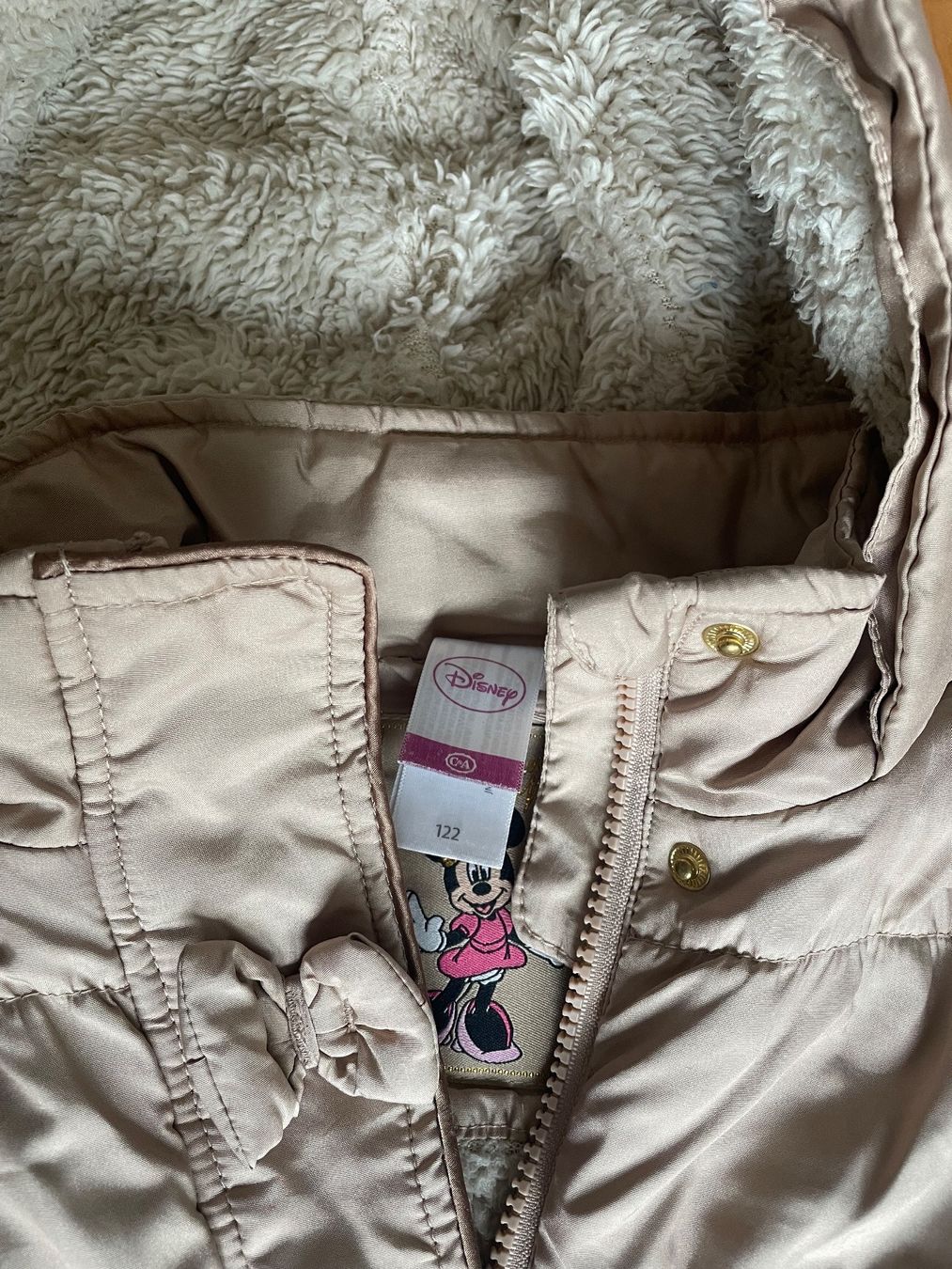 C&A Vestes & Manteaux: Winterjacke Mantel Gr 122 Disney – D'occasion à Aesch ZH par Goonies_1 2