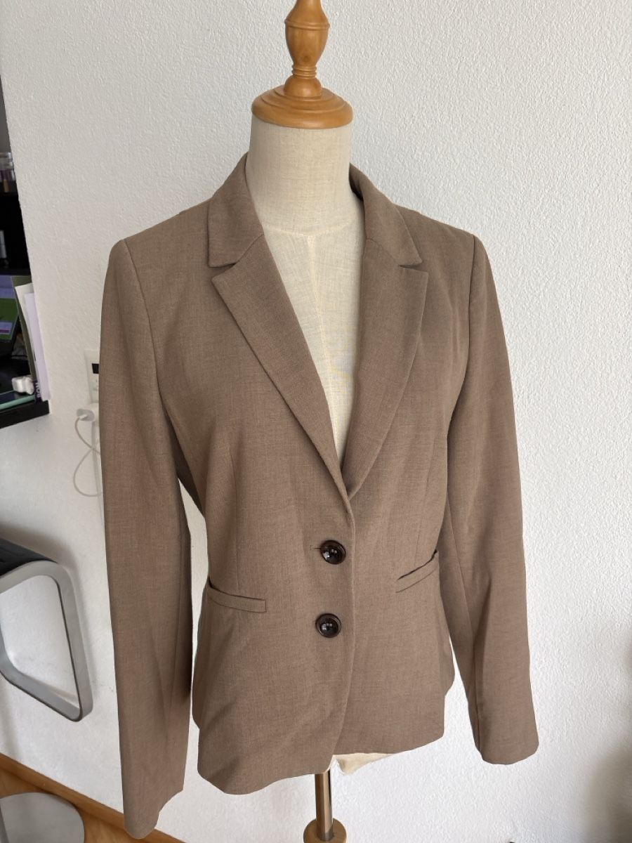 S.Oliver Jacken: s.Oliver Blazer Gr 36 – Gebraucht aus Embrach von Dmoney