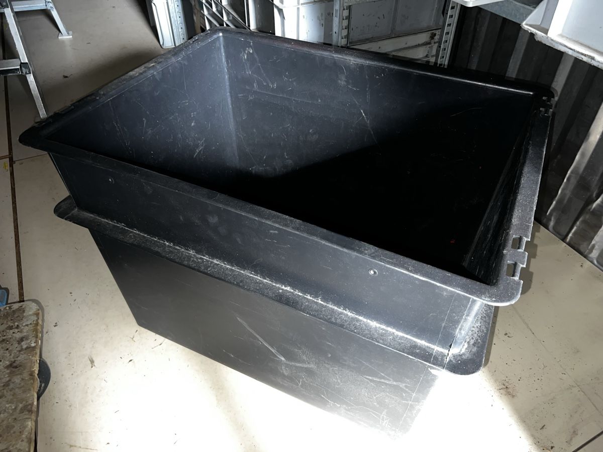 Conteneurs de construction: Container Box L79xB59xH55cm – D'occasion à Wettingen par Wespi4