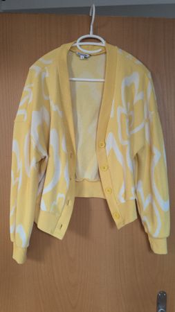 Strickjacke Gr. S gelb
