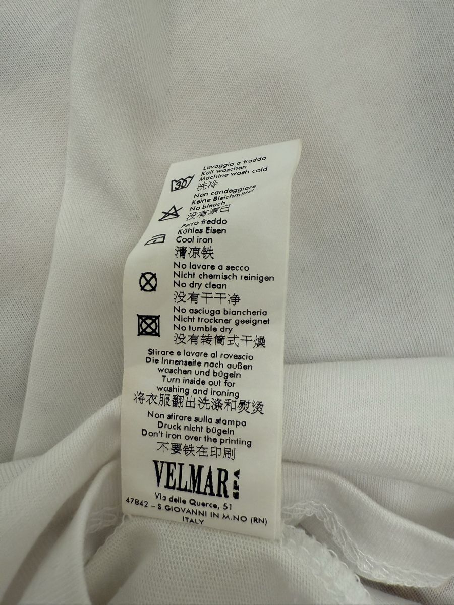 Moschino T-shirt: Moschino t-shirt – Usato da Paradiso venduto da apf_mh9c 6