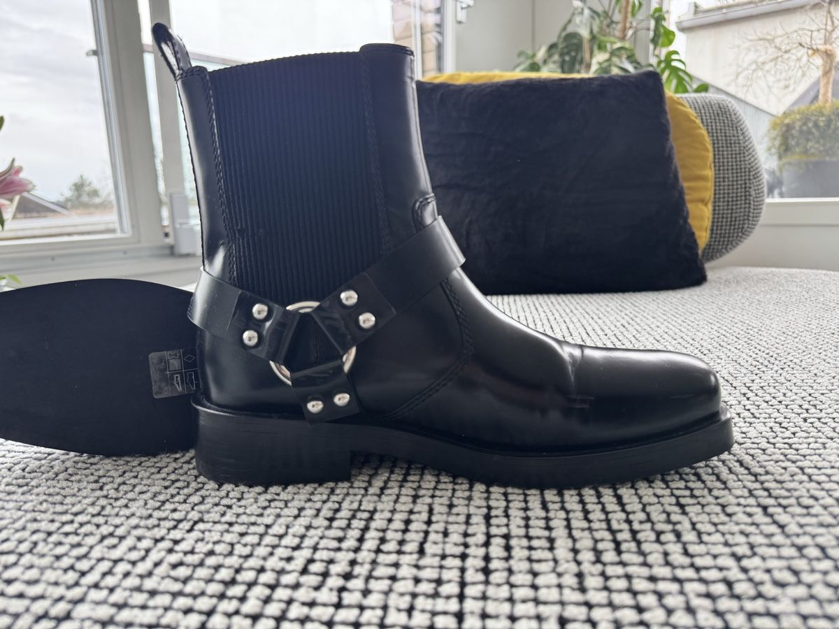 Chaussures femmes: Santiag bottines - 39 - cuir – Neuf (Voir description) à La Sarraz par Marina213 1
