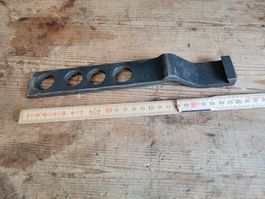 Montiereisen aus Stahl mit vier Löchern gebraucht 27cm