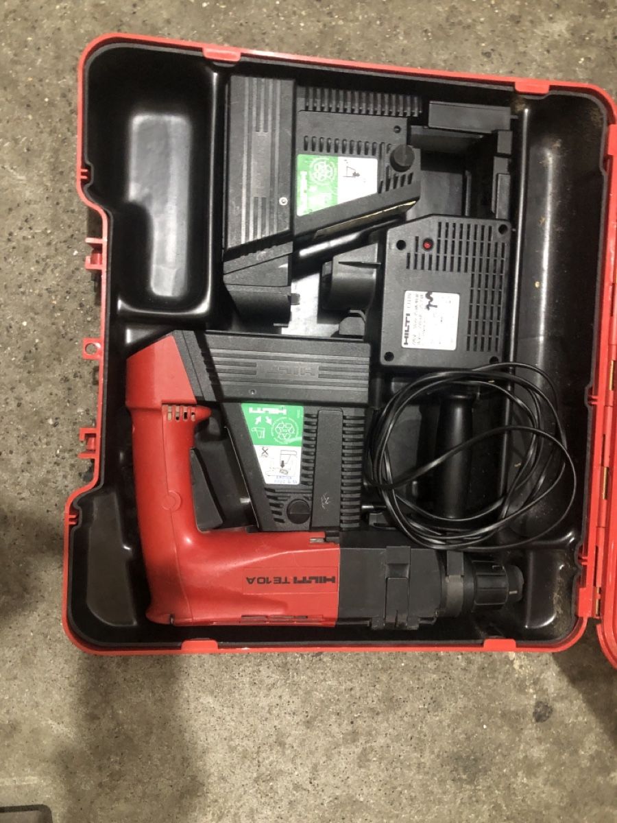 Hilti Trapani: Akku Borhamer Hilti TE10A – Usato da Biel-Bienne venduto da alos07