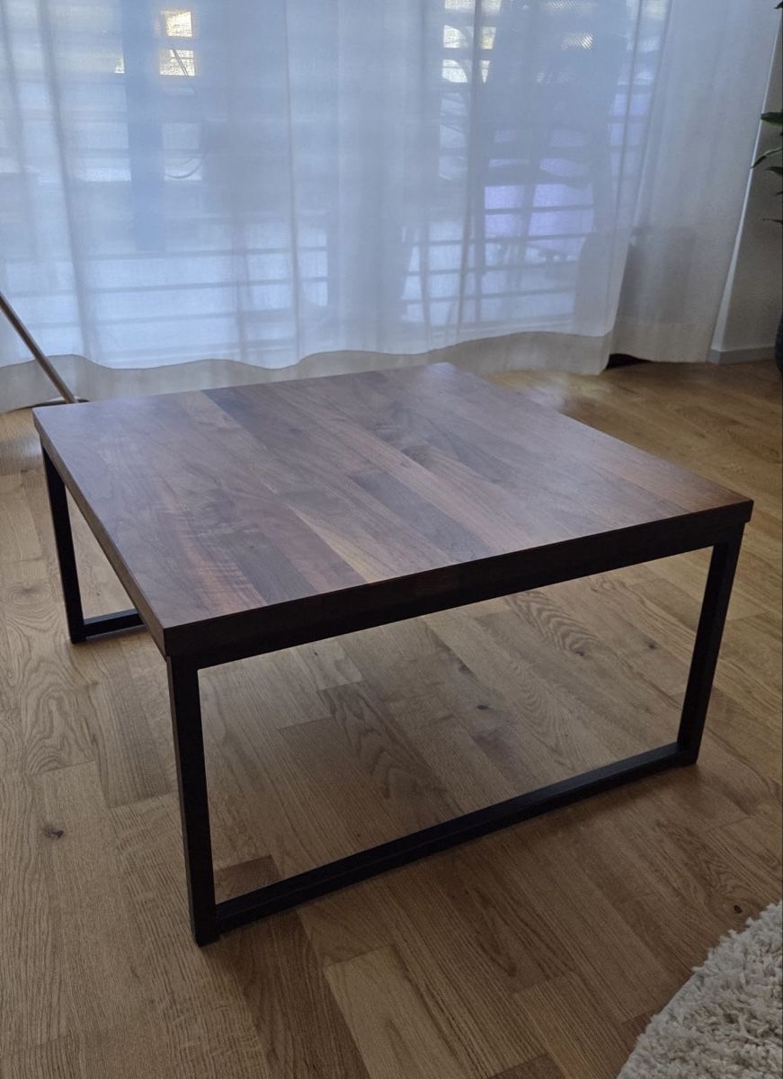 Tables: Couchtisch / Wohnzimmertisch Echtholz – D'occasion à Luzern par maras03 1