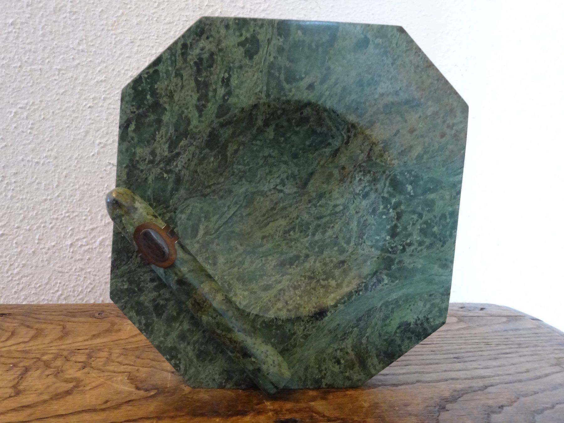 Portacenere: Aschenbecher Skulptur / Schweizer Jade? – Usato da Esslingen venduto da eintagammeer 7