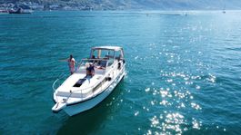 Bateau à moteur habitable et confortable, à saisir!