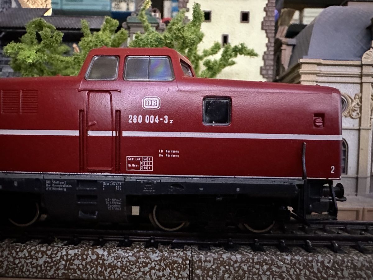 Märklin Modellini di ferrovie: Märklin 3072 DB BR 280 DEFEKT – Difettoso da Lupsingen venduto da New-Haven 1