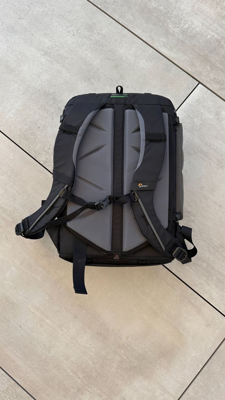Lowepro Sacs à dos: Lowepro Pro Trekker BP 450 AW II – D'occasion à Koppigen par cube65 1