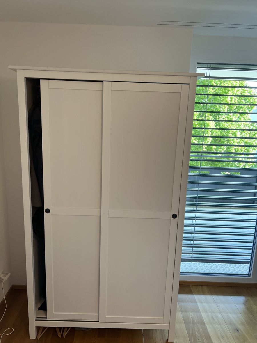 Ikea Armoires: IKEA Hemnes Schrank – D'occasion à Altendorf par ccfmueller1