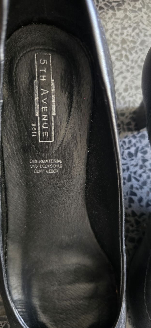 Scarpe da donna: Pumps 5th Avenue schwarz Leder Grösse 37 – Usato da Seuzach venduto da K_N 2