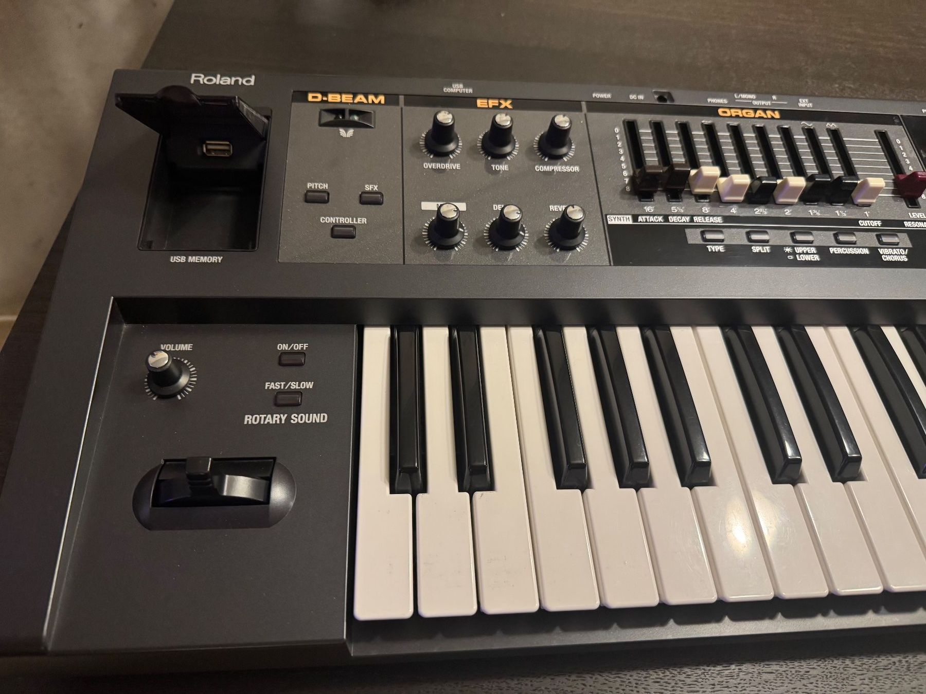 Roland Strumenti musicali: Roland V-Combo VR-09 – Usato da Hendschiken venduto da epstone76 2