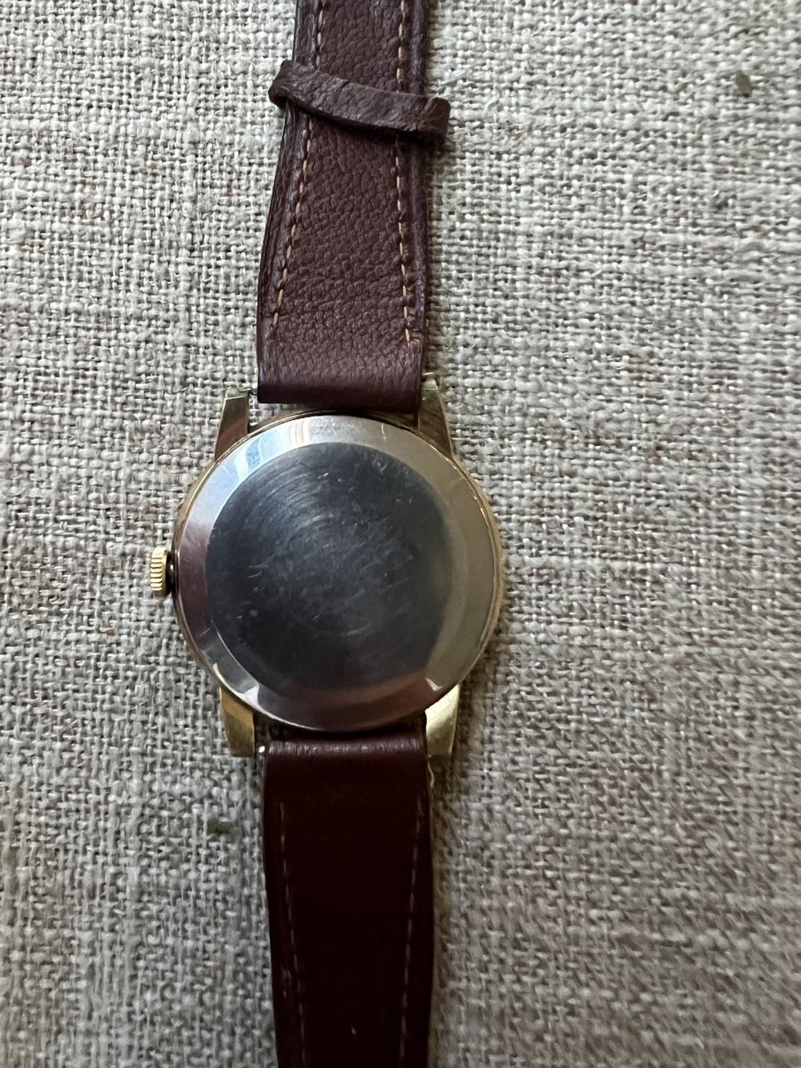 Movado Orologi: Montre Movado, boîtier plaqué or – Usato da Estavayer le lac venduto da D00o 3