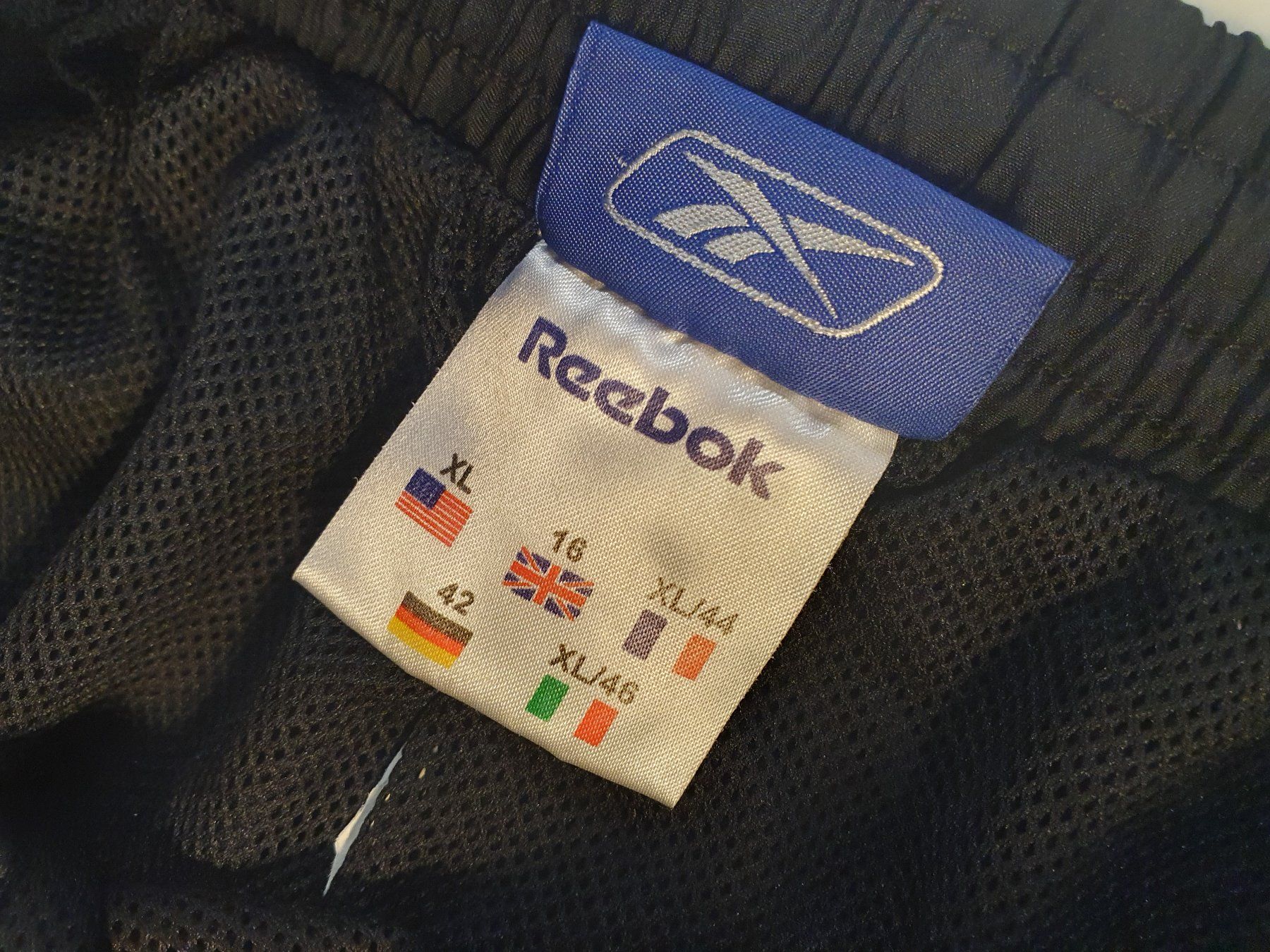 Reebok Hosen: Reebok Trainingshose blau grösse XL – Gebraucht aus Zürich von loosebone 8