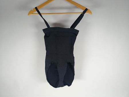 PRIMARK Body noir UK 10
