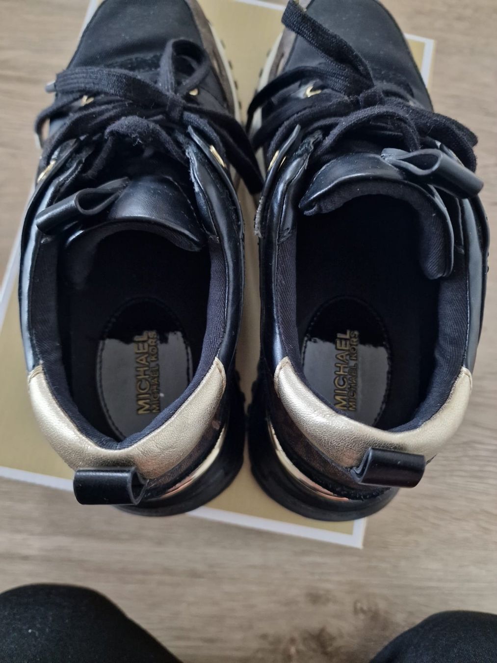 Michael Kors Scarpe da donna: Michael Kors Schuhe grösse 37 – Usato da Seftigen venduto da G00 2