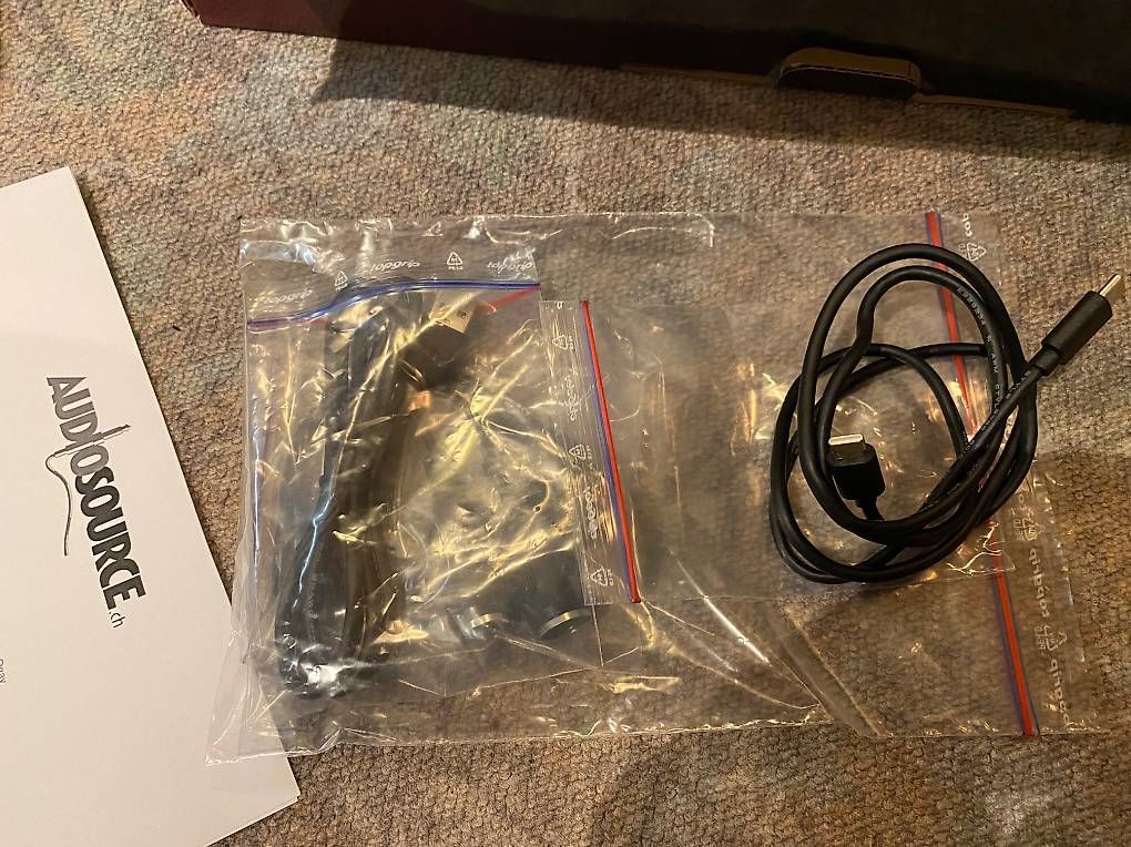 Akai Strumenti musicali: Akai APC 64 Controller, neuwertig für Ableton – Nuovo (secondo la descrizione) da Buchs AG venduto da Tobiasnoseda 2