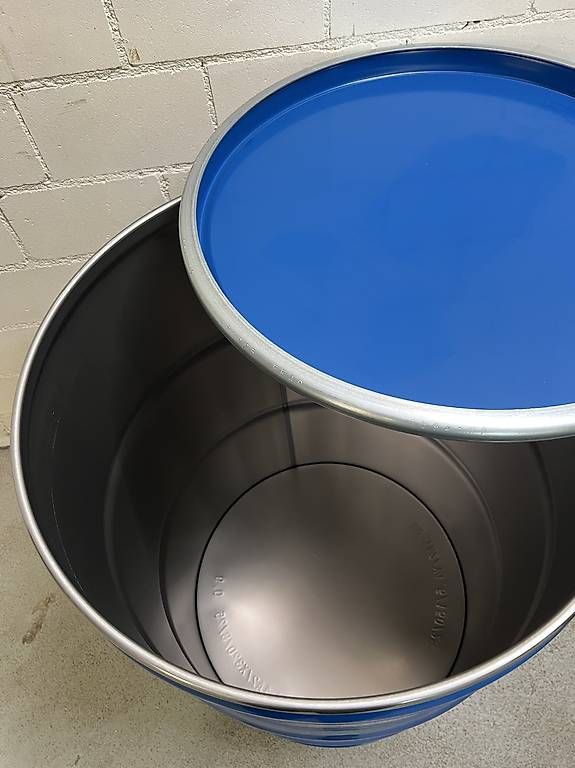 Zubehör: Stahlfässer 210L mit UN Code !NEU! – Gebraucht aus Fislisbach von The.Notorious 2