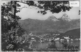 Brunnen am Vierwalstättersee und die Mythen