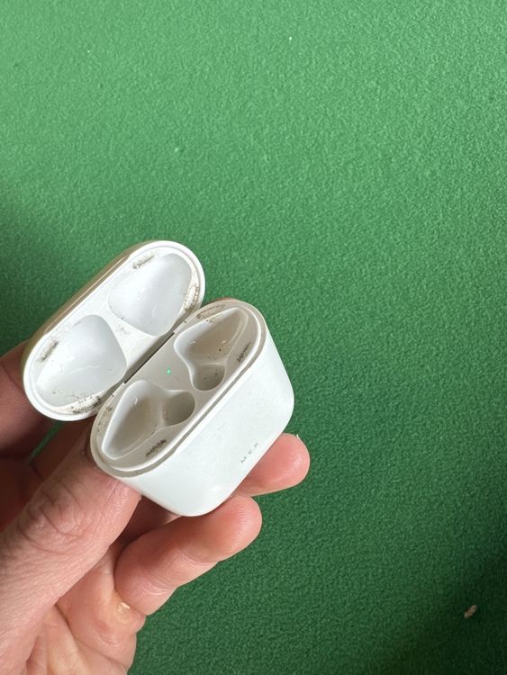Airpods Case (läuft nicht) Kaufen auf Ricardo
