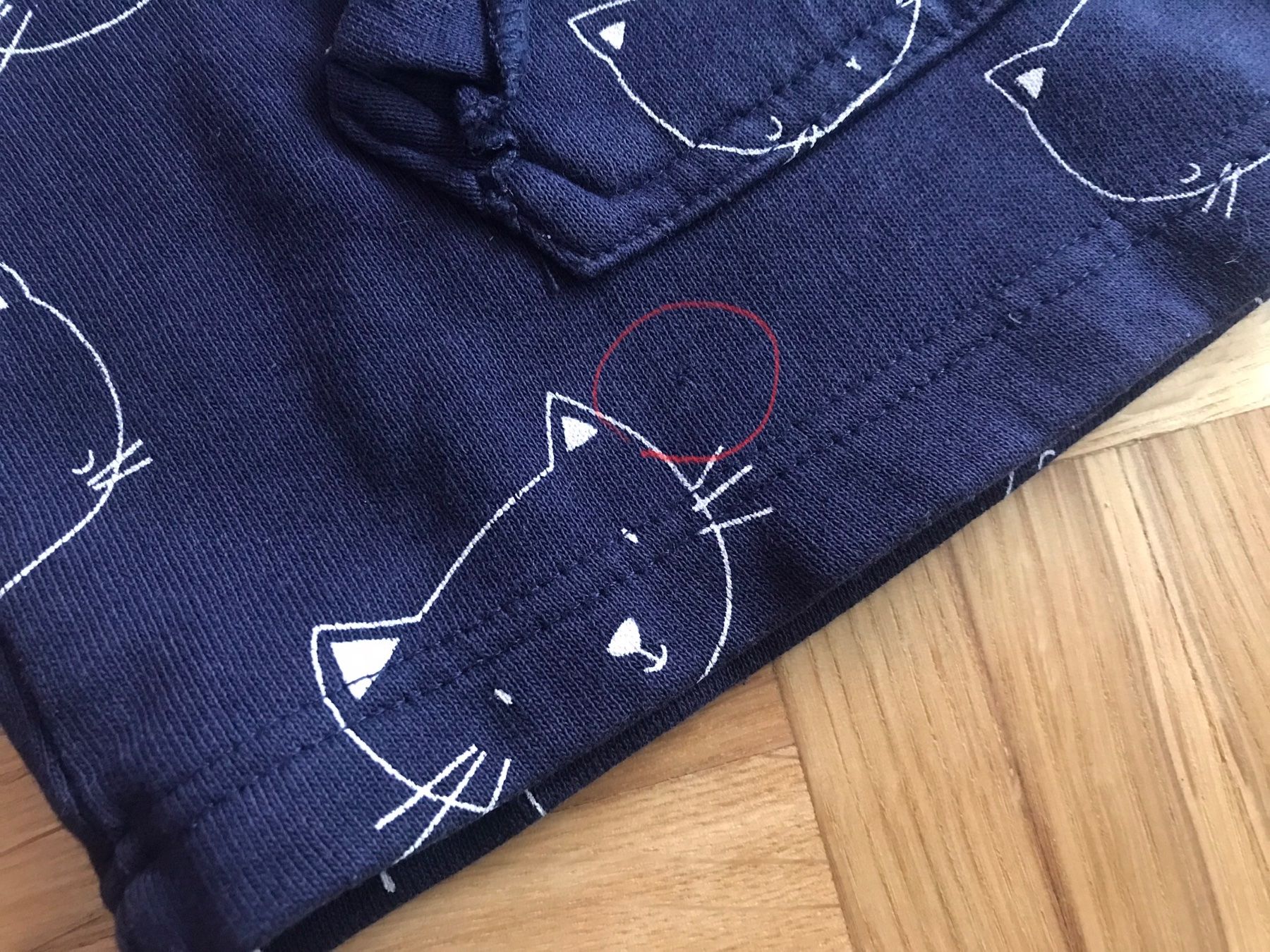 Pullover & Sweatshirts: Kapuzen Pullover mit Katzen von Topolino Grösse 116 – Gebraucht aus Emmenbrücke von Hathor123 8