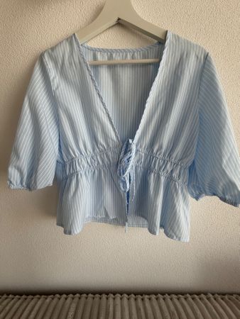 Bluse zum Binden