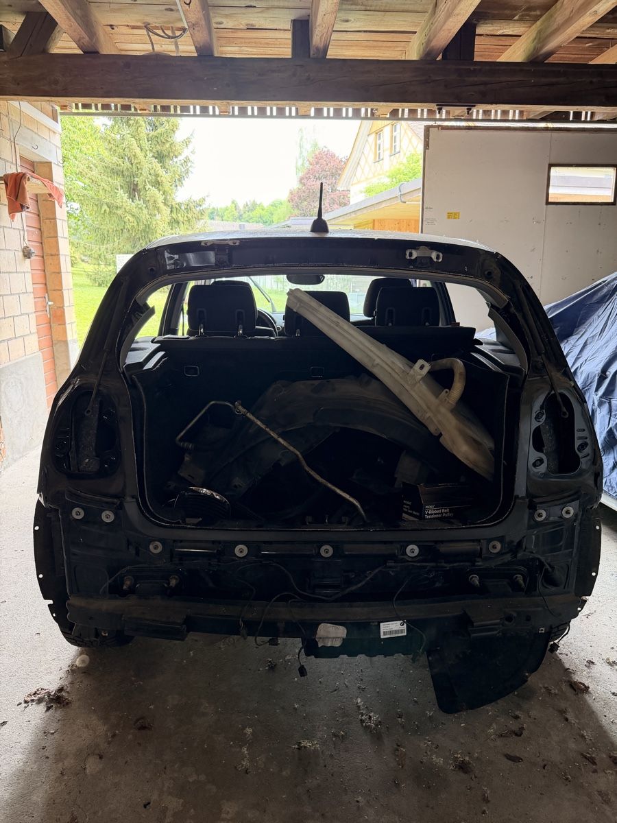 BMW Automobili: BMW 116i Schlachter – Difettoso da Amriswil venduto da mak_v9kw 6