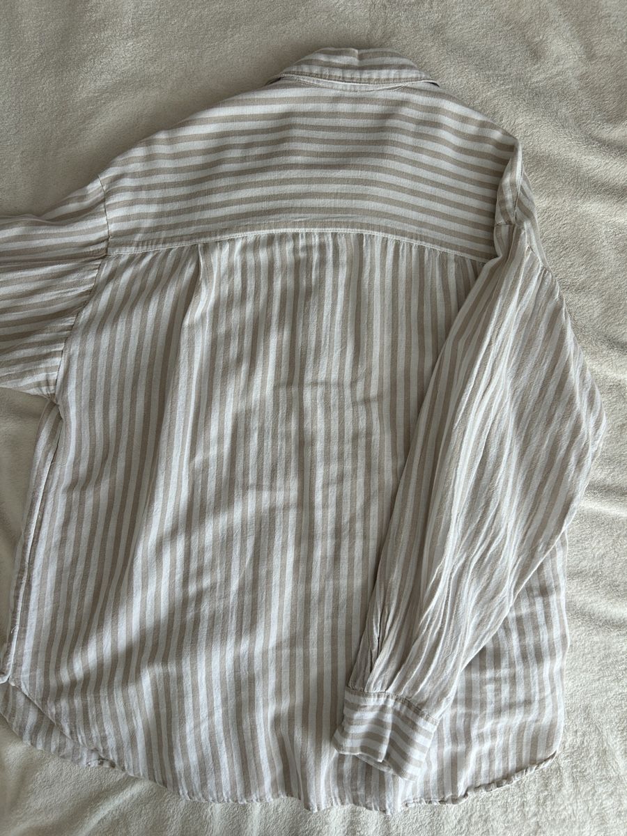 Stradivarius Chemisiers: Gestreifte Bluse Stradivarius – D'occasion à Aarwangen par e_9x 2
