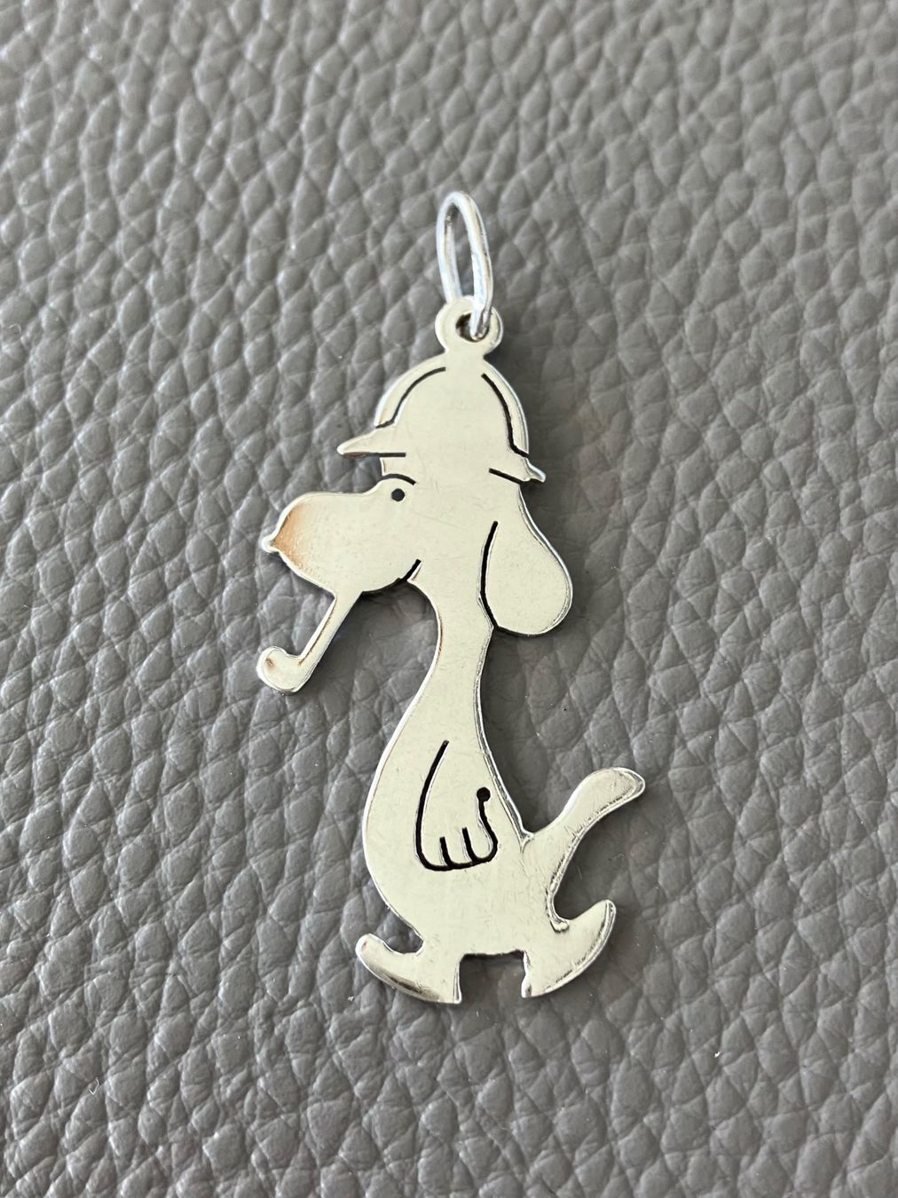 Ciondoli: Anhänger echt Silber Comic-Hund Snoopy Sherlock Holmes – Usato da Tägerwilen venduto da Smartfuchs 7