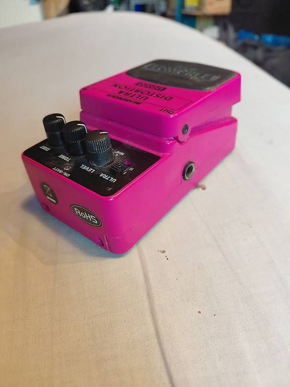 Strumenti musicali: Pédale de distortion ud100 – Usato da Territet venduto da jim_2tm9 1