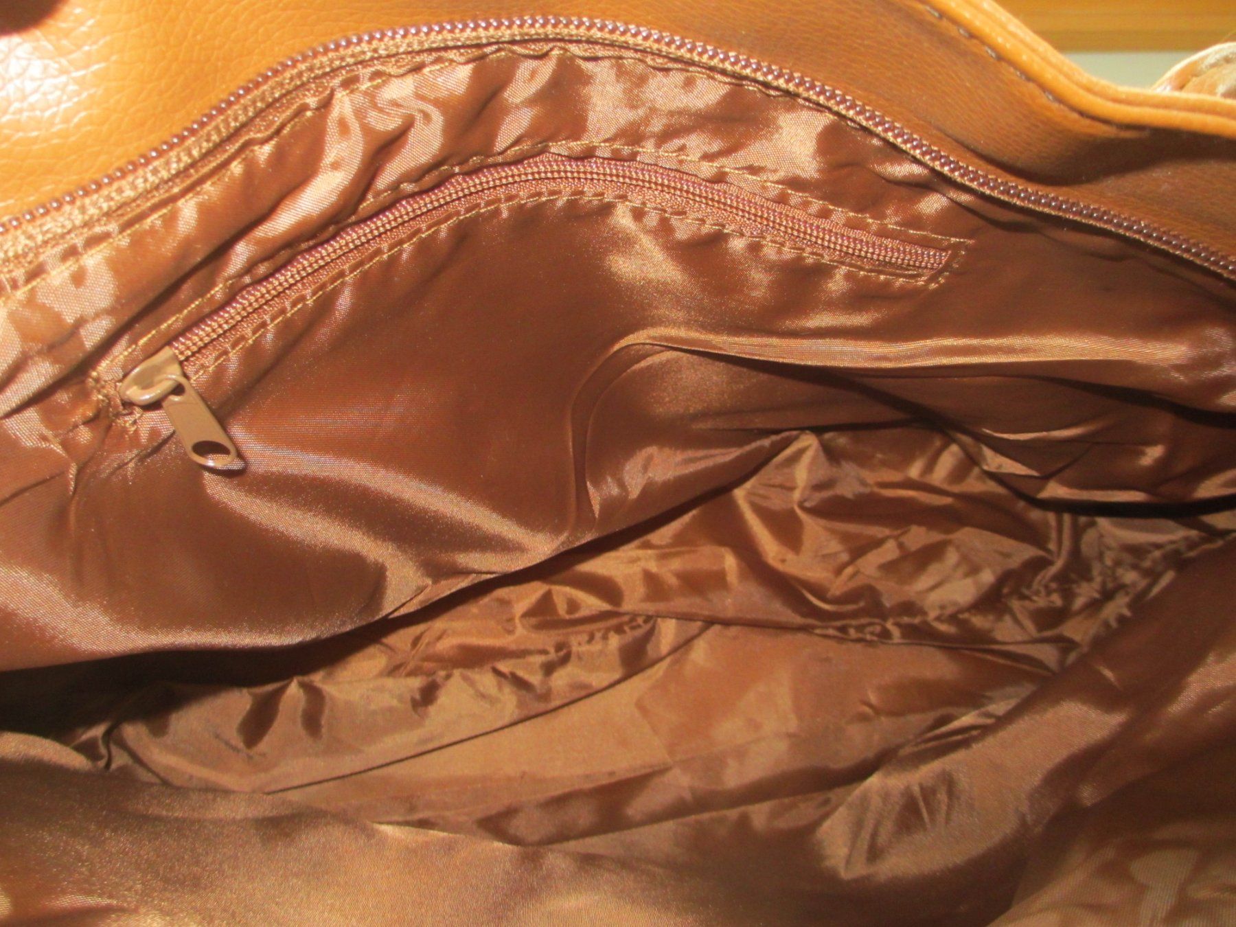 Taschen für Damen: Rodier Handtasche, braun – Gebraucht aus Herisau von fan_h9qj 1