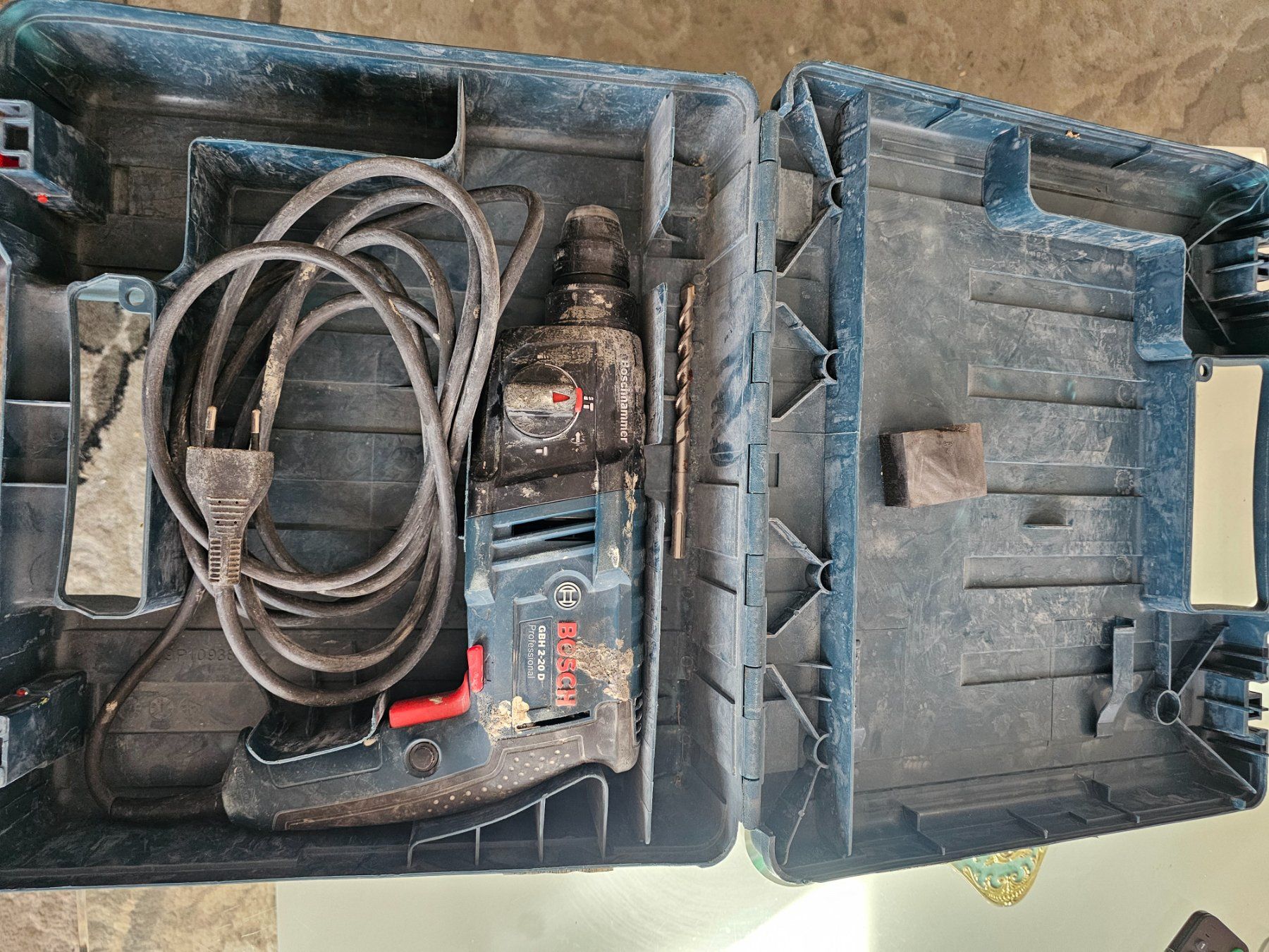 Bosch Trapani: Bosch GBH 2-20 D – Difettoso da Zürich venduto da shahabmusic 2