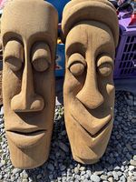 2wunderschöne Masken aus holz 