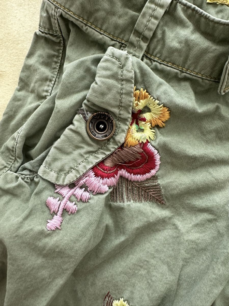 Miss Sixty Pantaloni: Miss Sixty-Shorts – Usato da Dürrenroth venduto da tvy_bh56 2