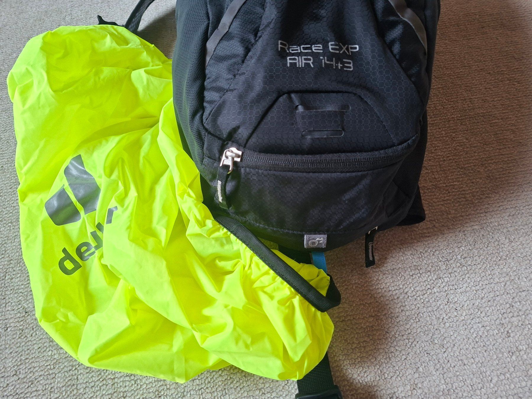 Deuter Zaini: Rucksack Deuter Race EXP 14+3 – Usato da Zürich venduto da Ricarda_ 2