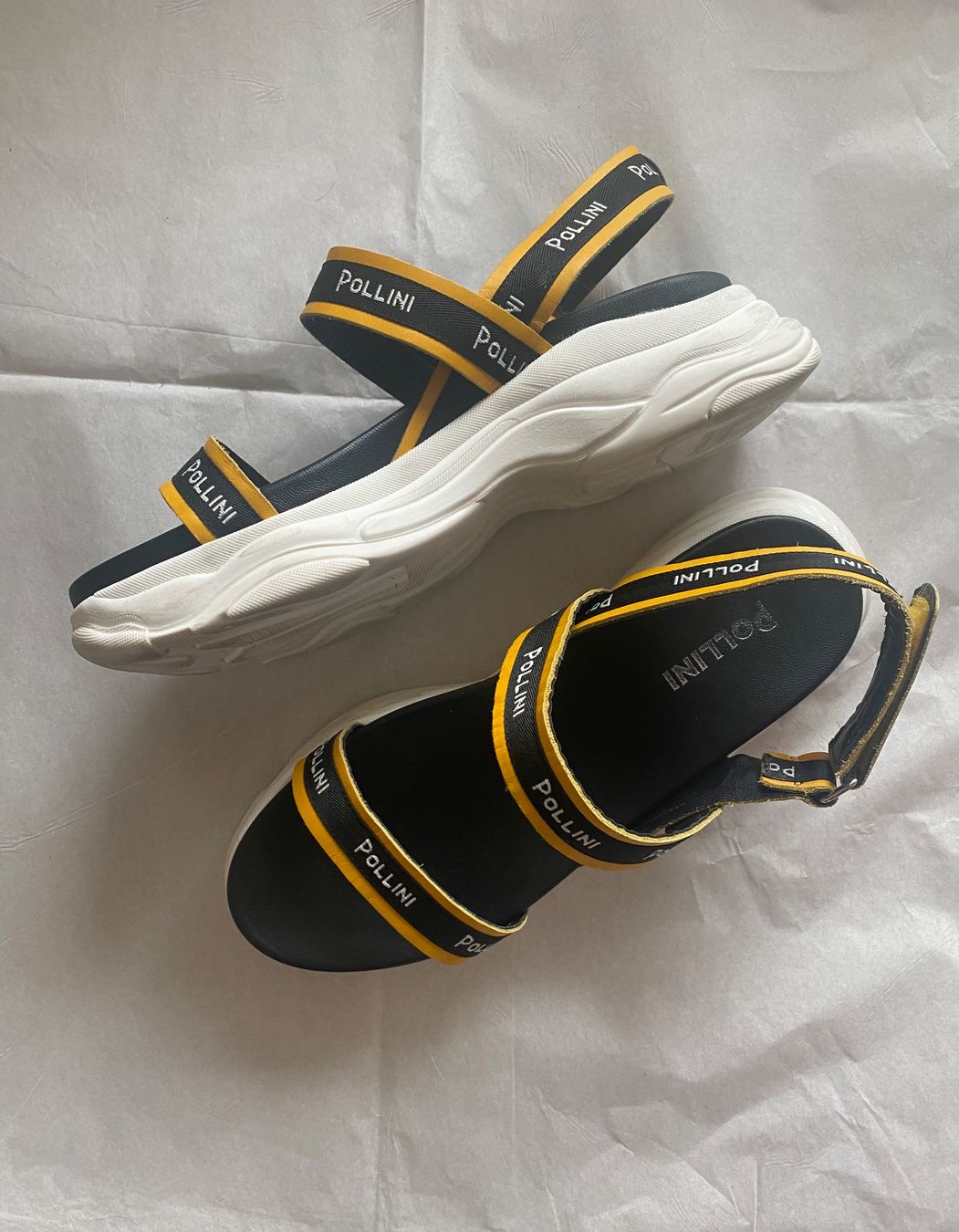 Scarpe da donna: Sandali Pollini estivi, praticamente nuovi! – Usato da Murten venduto da Moisa