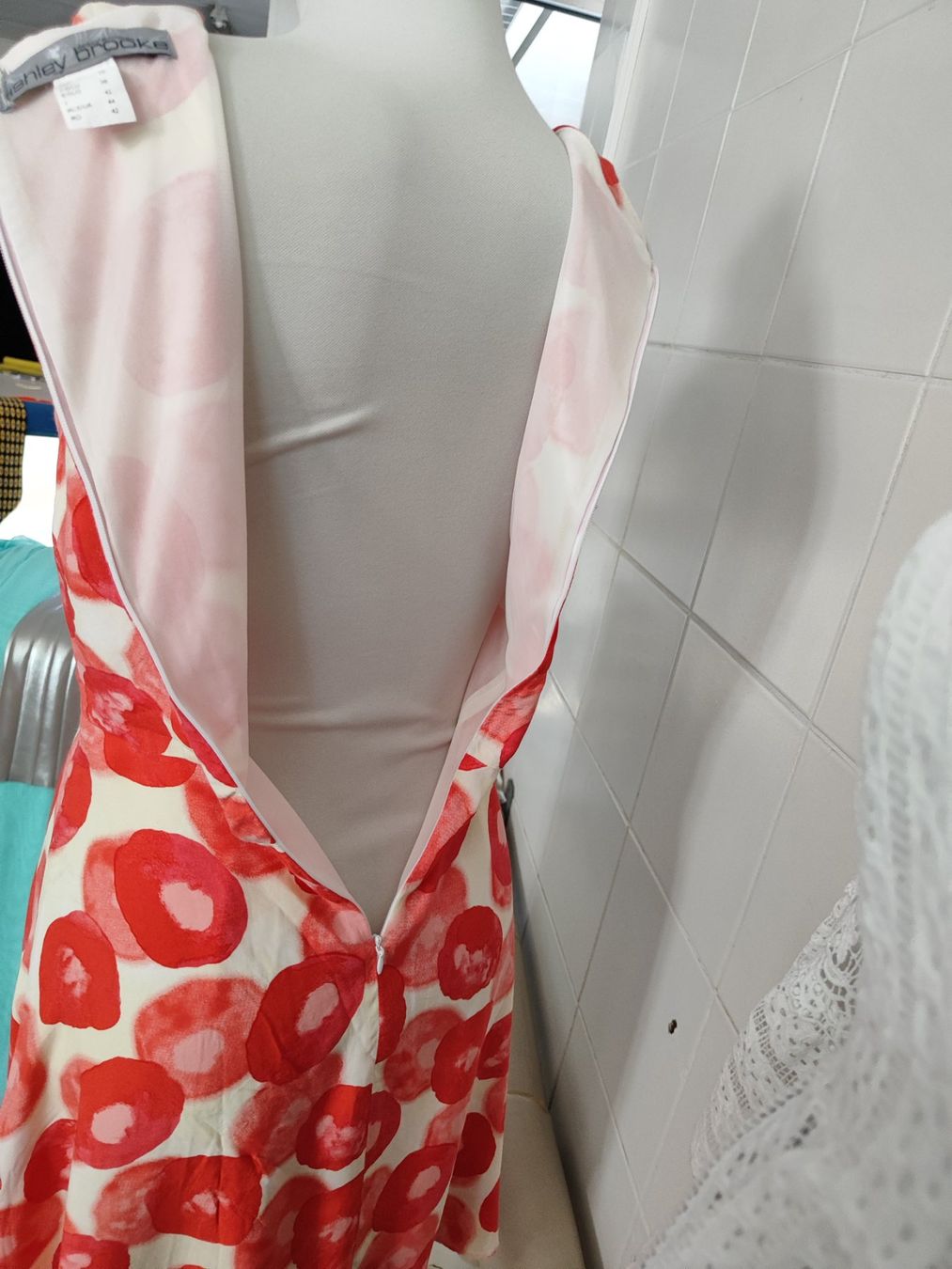 Vestiti: Aschley Brooka Kleid Gr 36 – Nuovo e nell'imballaggio originale da Langnau am Albis venduto da Judithsebi 5